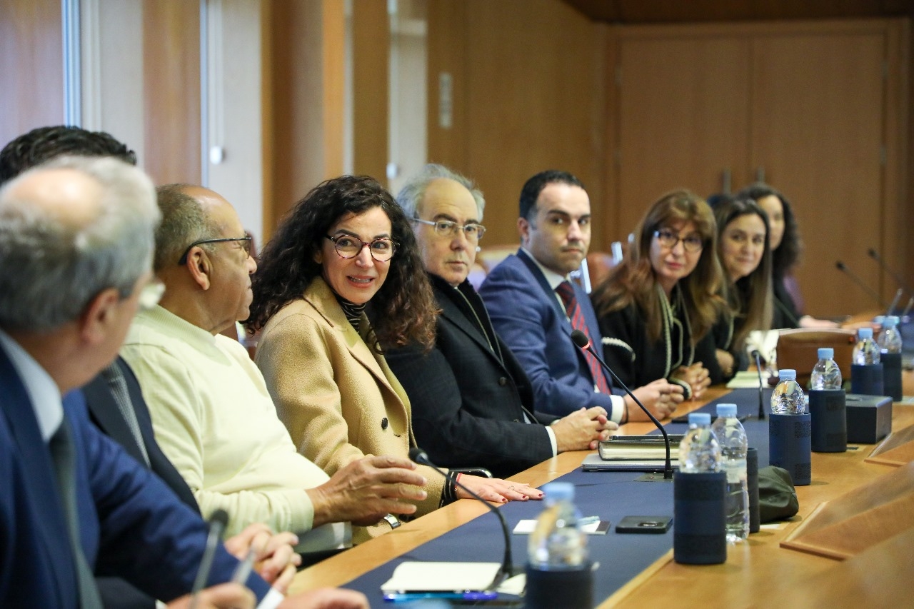 Le Ministère de l’Investissement, de la Convergence et de l’Evaluation des Politiques Publiques (MICEPP) et la Confédération Générale des Entreprises du Maroc (CGEM) ont tenu, vendredi 8 mars 2024 au siège de la Confédération, une réunion de concertation dans le cadre de l’étude de l’alignement stratégique des Centres Régionaux d’Investissement (CRI) menée par le MICEPP